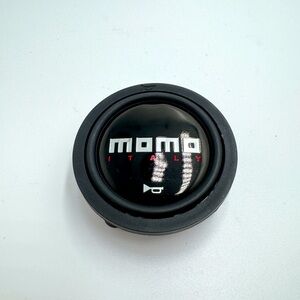 Momo horn button black italy brand new